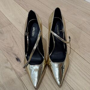 Arezzo Women's Gold Pointed-Toe Mary Jane Heels